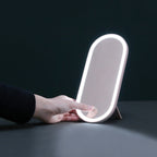 Travel Makeup With LED Light Up Mirror - armonhaven.com